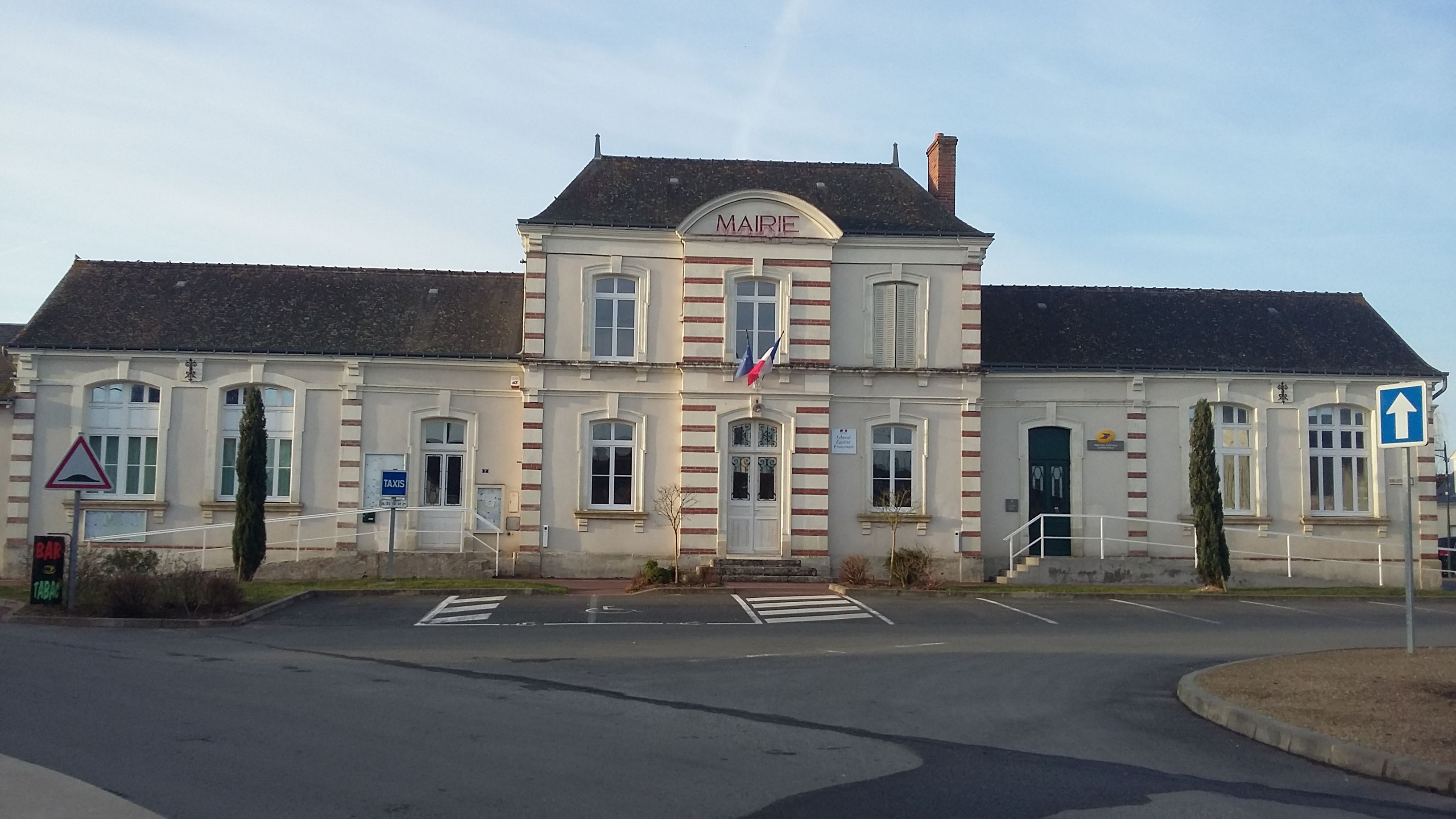 druye_mairie.jpg