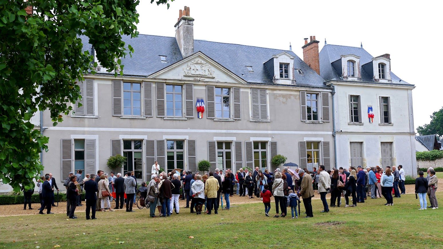 notre_dame_doe_inauguration_mairie_doc.jpg