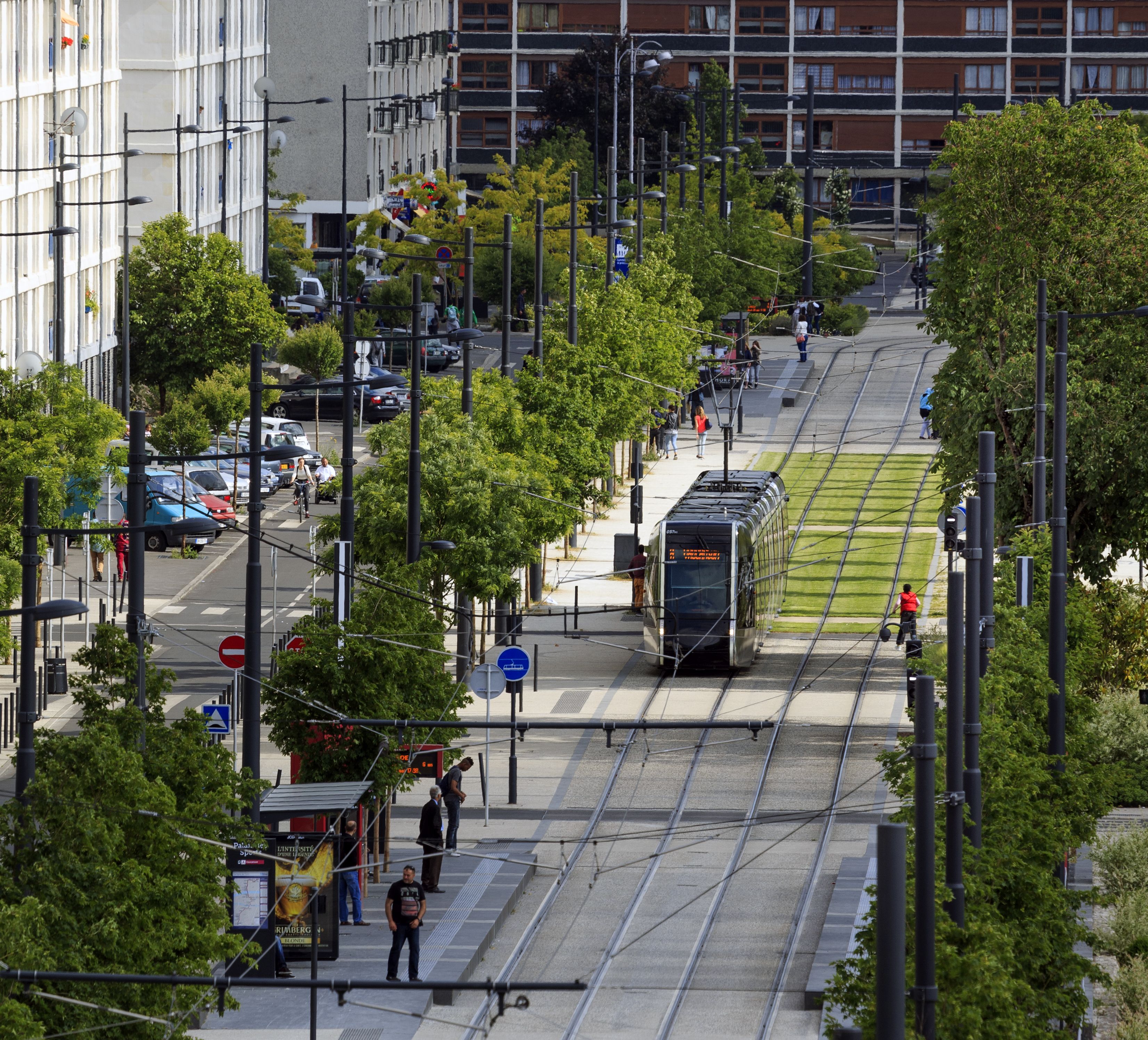 tramway_sanitas_l_de_serres.jpg